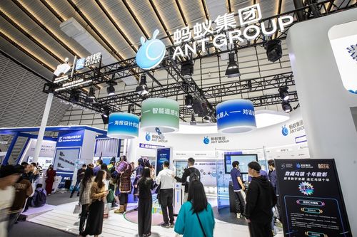 數(shù)字時(shí)光機(jī) 一鍵預(yù)覽30年后的自己，科技如何將未來(lái)帶至眼前